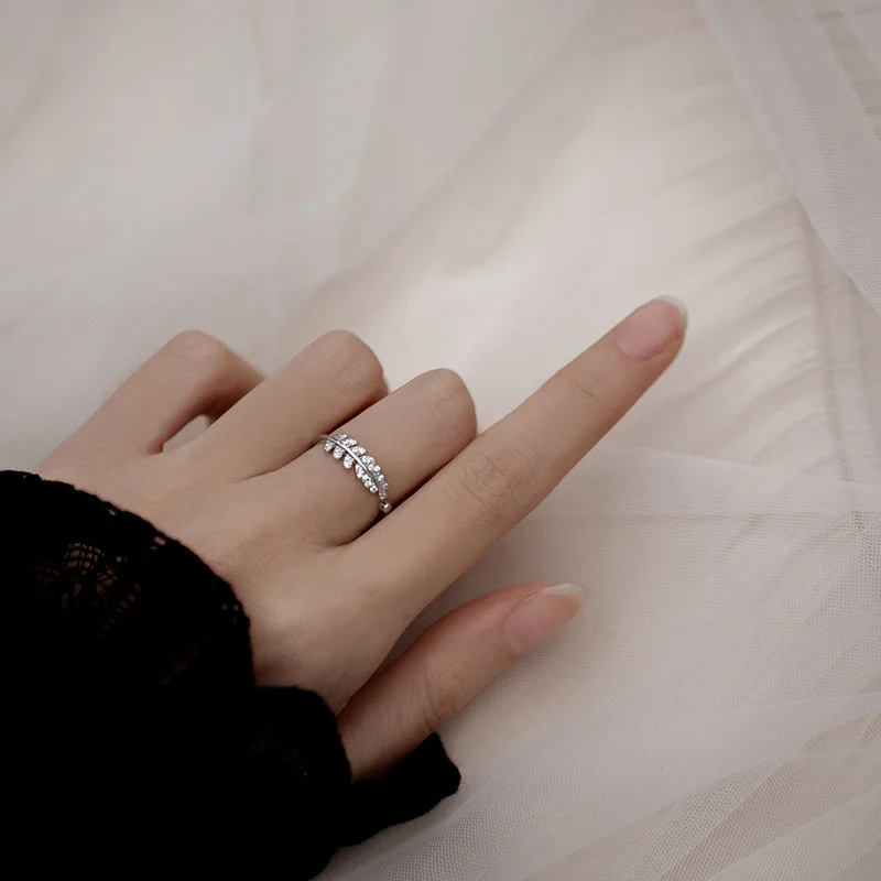 Vintage Daisy Flower Rings For Women Korean Style Adjustable Opening Finger Ring Bride Wedding Engagement Statement Jewelry Gif Vintage Daisy Flower Rings For Women Korean Style Adjustable Opening Finger Ring Bride Wedding Engagement Statement Jewelry Gif