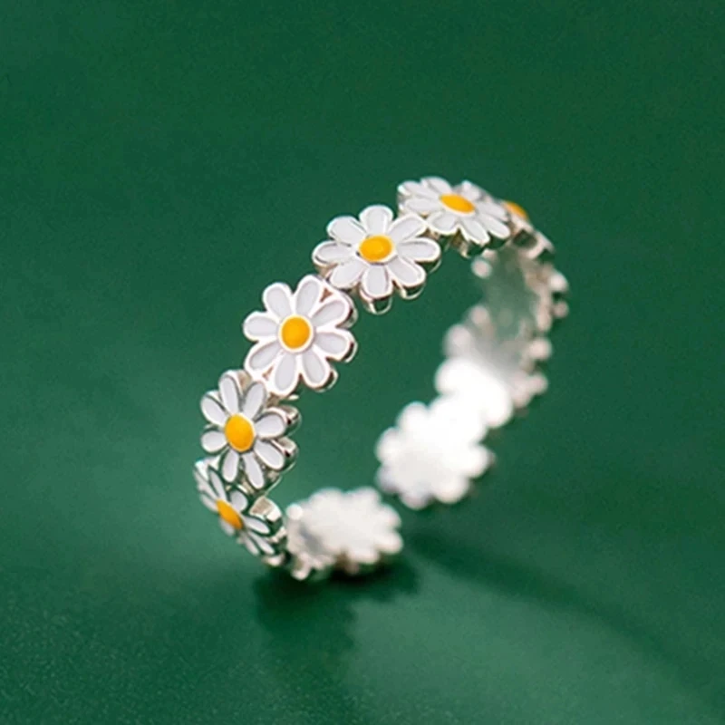 Vintage Daisy Flower Rings For Women Korean Style Adjustable Opening Finger Ring Bride Wedding Engagement Statement Jewelry Gif Vintage Daisy Flower Rings For Women Korean Style Adjustable Opening Finger Ring Bride Wedding Engagement Statement Jewelry Gif