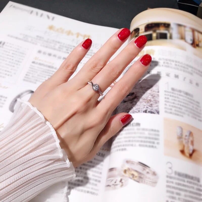 Exquisite Silver Color Ring with White Cubic Zirconia Fashion Versatile Accessories for Women High Quality New Jewelry Exquisite Silver Color Ring with White Cubic Zirconia Fashion Versatile Accessories for Women High Quality New Jewelry