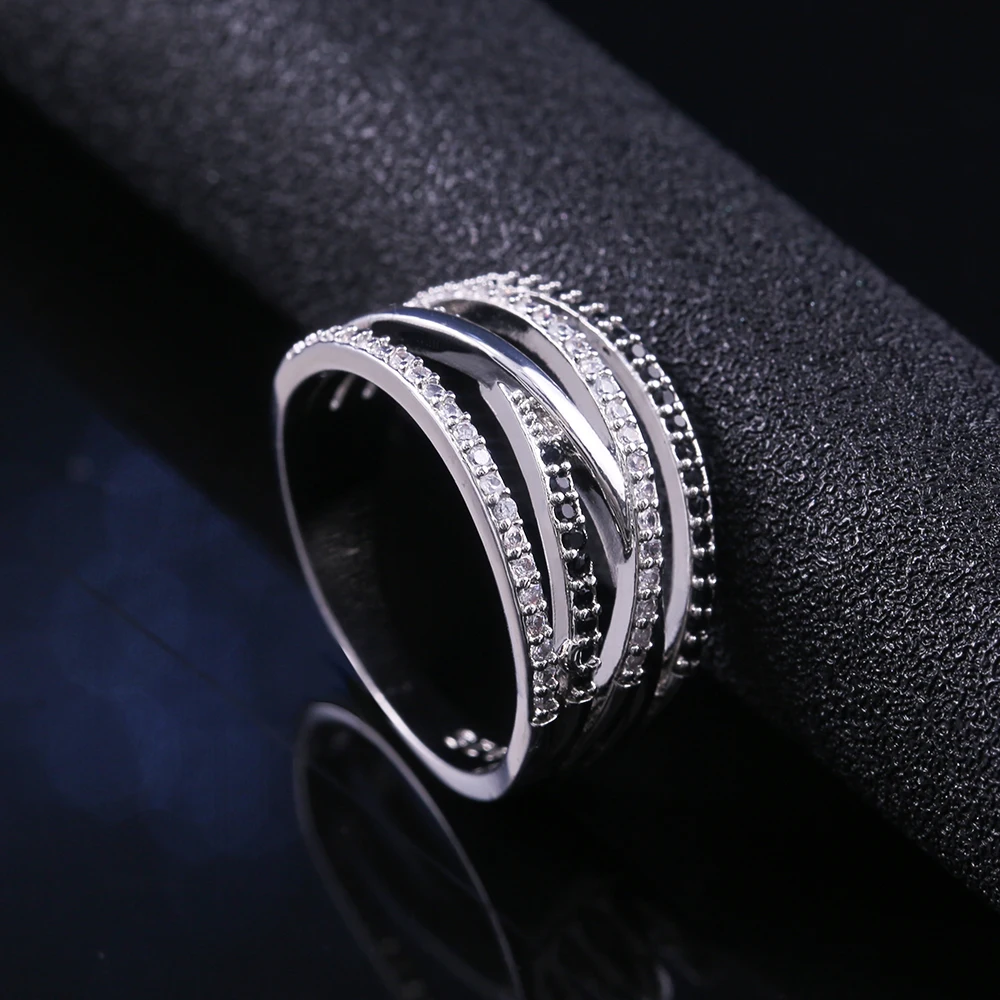 New Twist Ethnic Style Women Finger Rings With Black&White Stone Micro Paved Surprise Gift For Women Trendy Jewelry Rings New Twist Ethnic Style Women Finger Rings With Black&White Stone Micro Paved Surprise Gift For Women Trendy Jewelry Rings