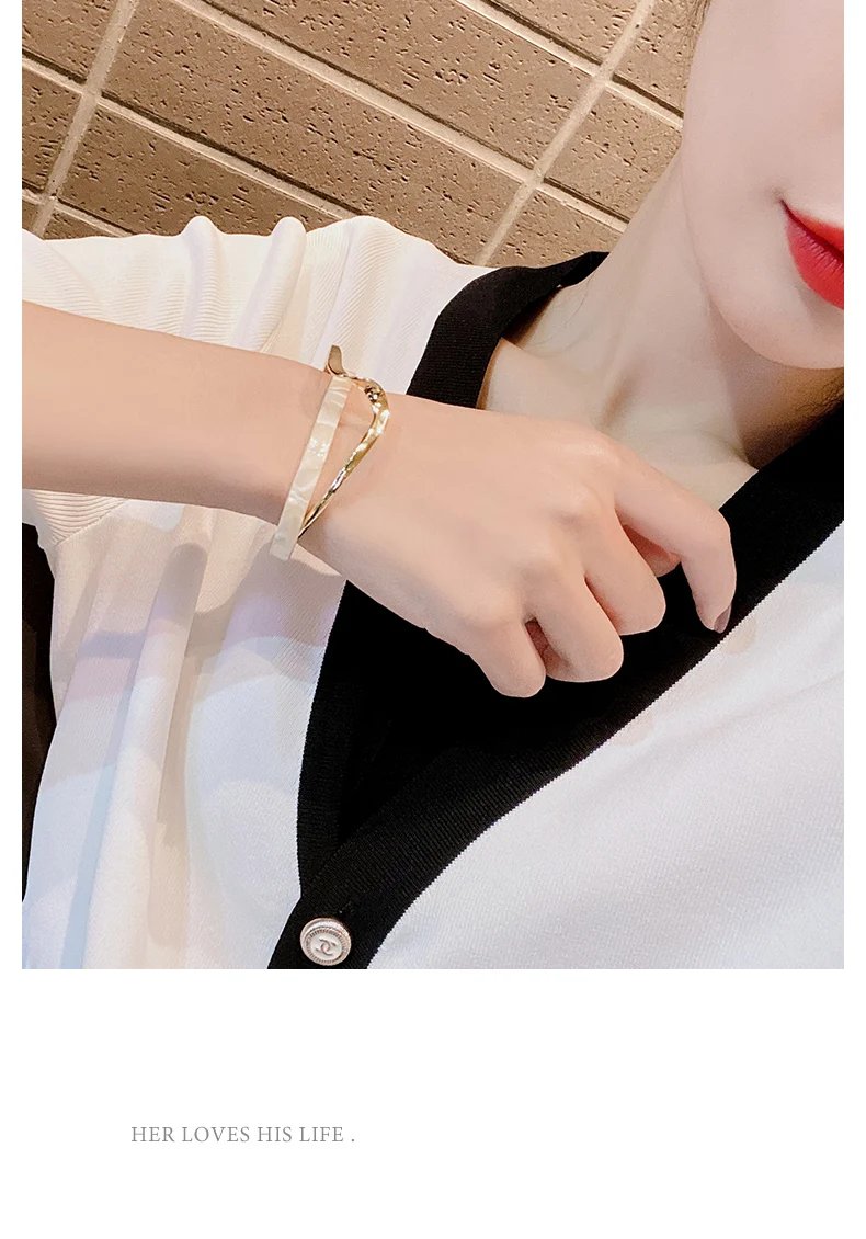 2024 NEW Simple White Shellfish Board Bend Metal Geometric Overlap Acetic Resin Open Bangle for Women Girls Jewellery 2024 NEW Simple White Shellfish Board Bend Metal Geometric Overlap Acetic Resin Open Bangle for Women Girls Jewellery