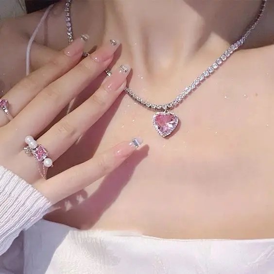 Star Zircon Pendant Necklace for Women Luxury Sweet Cool Girl Punk Heart Clavicle Chain  2023 New Fashion Jewelry Party Gift