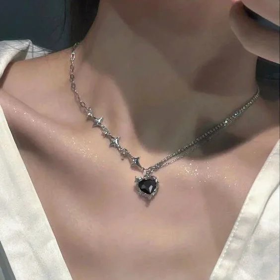 Star Zircon Pendant Necklace for Women Luxury Sweet Cool Girl Punk Heart Clavicle Chain  2023 New Fashion Jewelry Party Gift