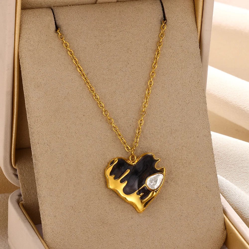 Stainless Steel Love Heart Necklace For Women 2023 New Trendy Lip Chain Simple Pendant Necklace Jewelry free shipping