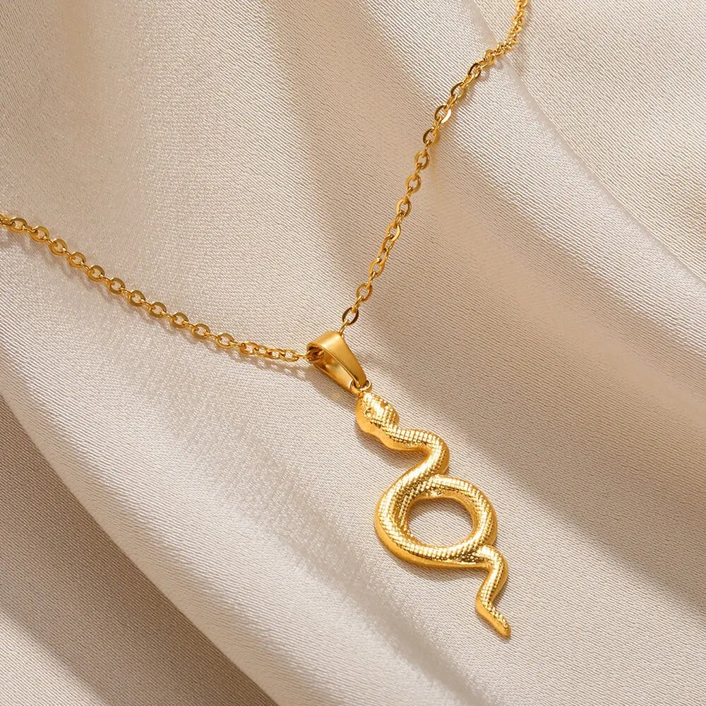 Stainless Steel Love Heart Necklace For Women 2023 New Trendy Lip Chain Simple Pendant Necklace Jewelry free shipping