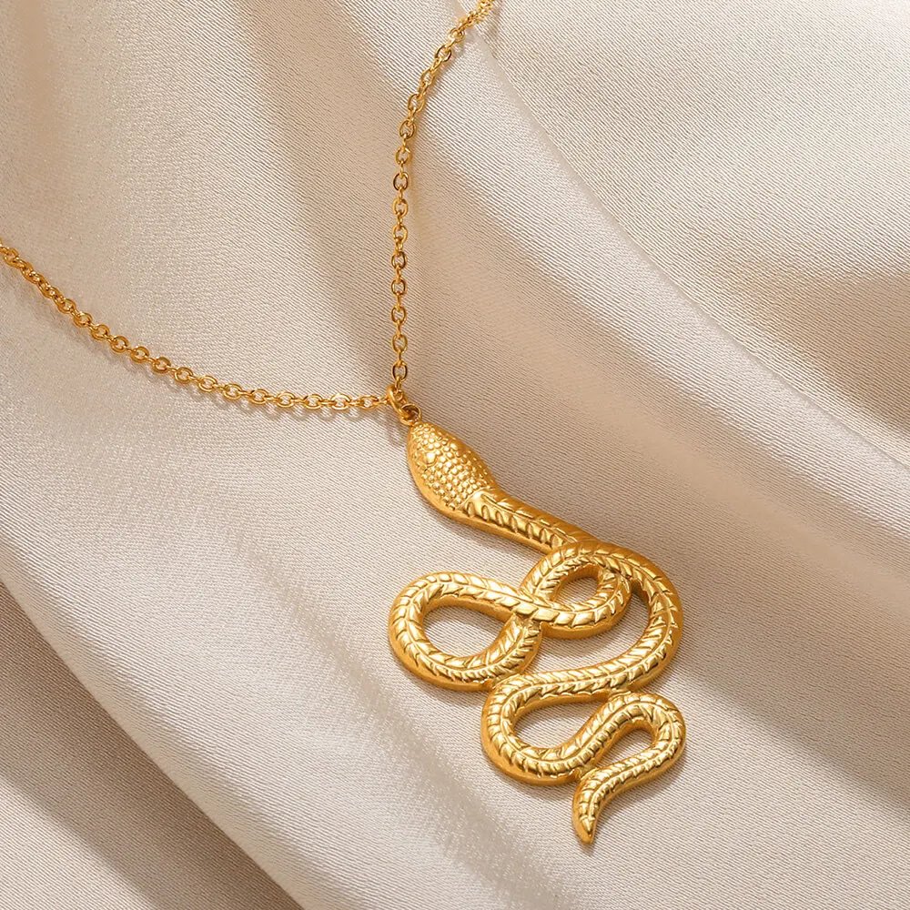 Stainless Steel Love Heart Necklace For Women 2023 New Trendy Lip Chain Simple Pendant Necklace Jewelry free shipping