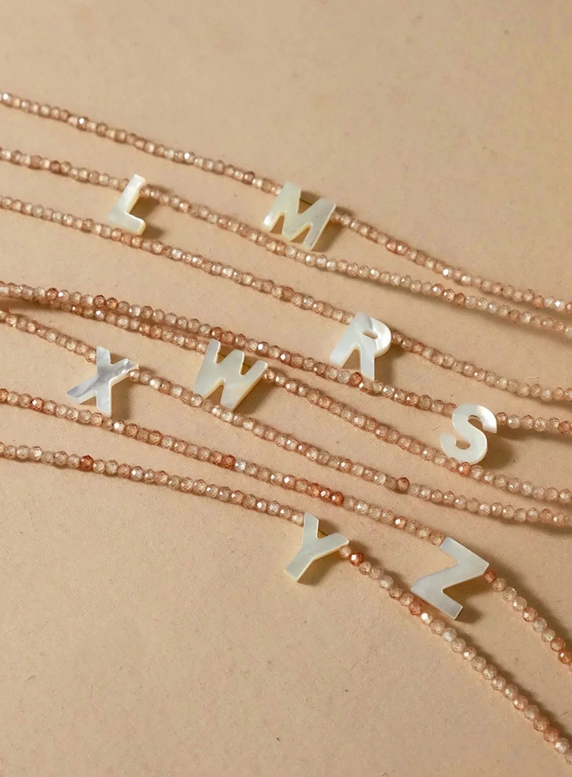 New Fashion 26 Letter Shell Choker Necklaces For Women Shining Crystal Beads Clavicle Chian Female Neck Pendant Necklace Jewelry