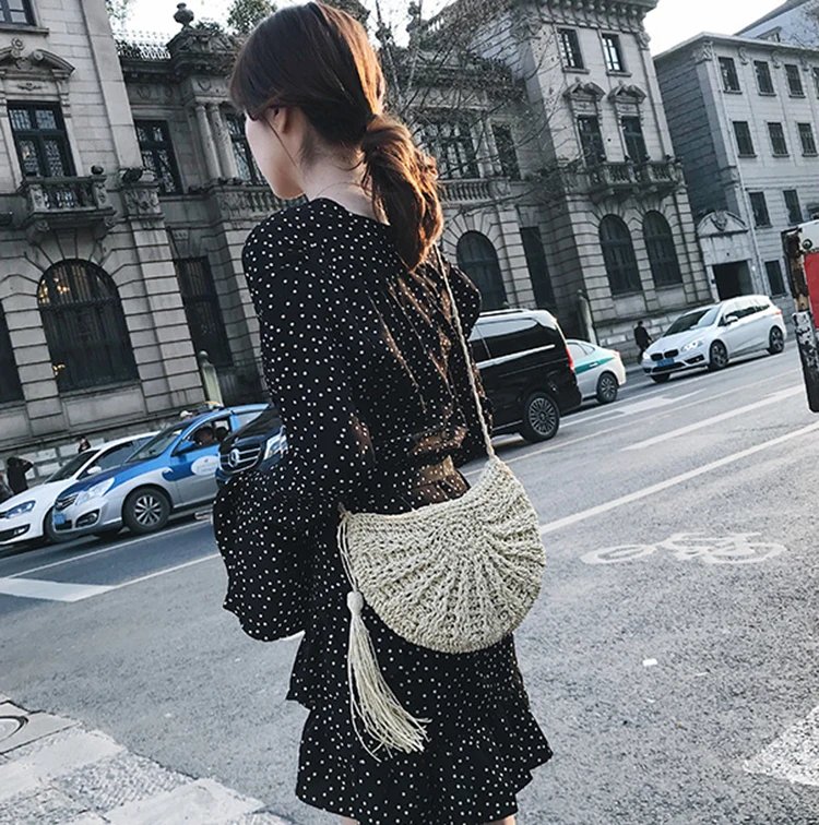 New Half Round Straw Bags for Women Summer Beach Rattan Bag Handmade Woven Half Moon Crossbody Handbags Bohemia New Half Round Straw Bags for Women Summer Beach Rattan Bag Handmade Woven Half Moon Crossbody Handbags Bohemia