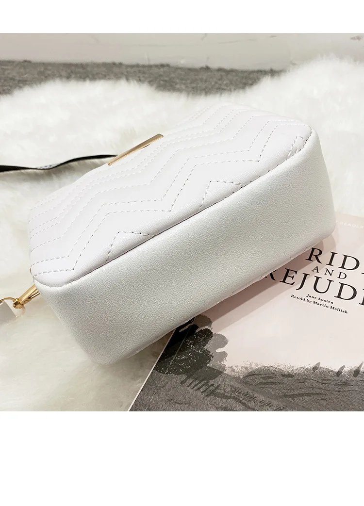 Fashion Solid Color Shoulder Bag Crossbody Bags for Women 2022 Leather Woven Bag Purse Female Designer Bags Handbags Women Bags Fashion Solid Color Shoulder Bag Crossbody Bags for Women 2022 Leather Woven Bag Purse Female Designer Bags Handbags Women Bags