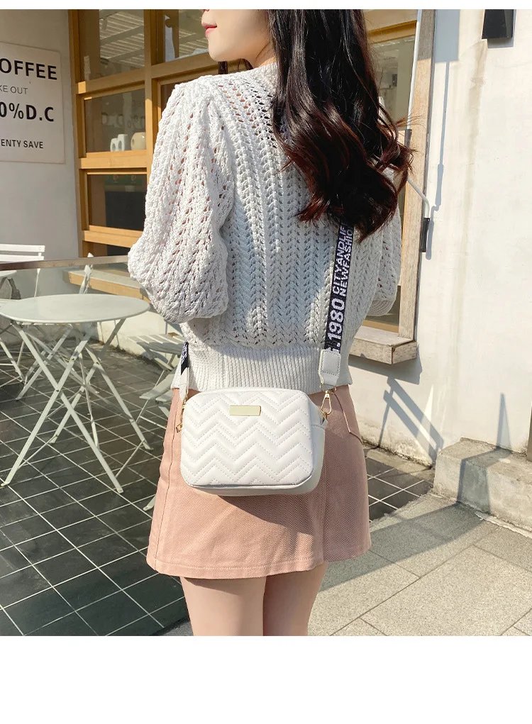 Fashion Solid Color Shoulder Bag Crossbody Bags for Women 2022 Leather Woven Bag Purse Female Designer Bags Handbags Women Bags Fashion Solid Color Shoulder Bag Crossbody Bags for Women 2022 Leather Woven Bag Purse Female Designer Bags Handbags Women Bags