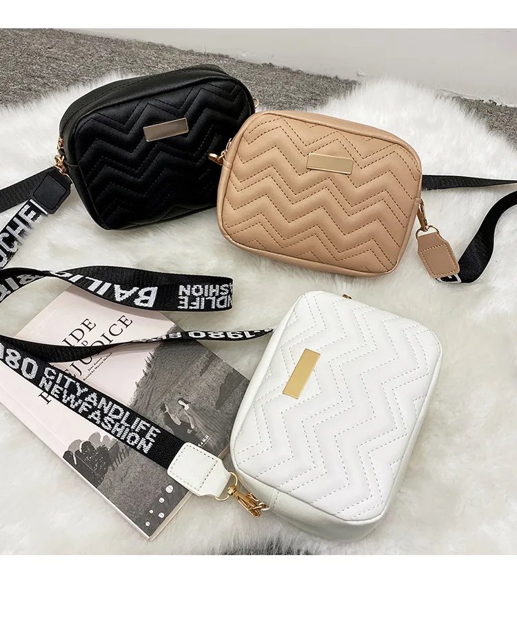 Fashion Solid Color Shoulder Bag Crossbody Bags for Women 2022 Leather Woven Bag Purse Female Designer Bags Handbags Women Bags Fashion Solid Color Shoulder Bag Crossbody Bags for Women 2022 Leather Woven Bag Purse Female Designer Bags Handbags Women Bags