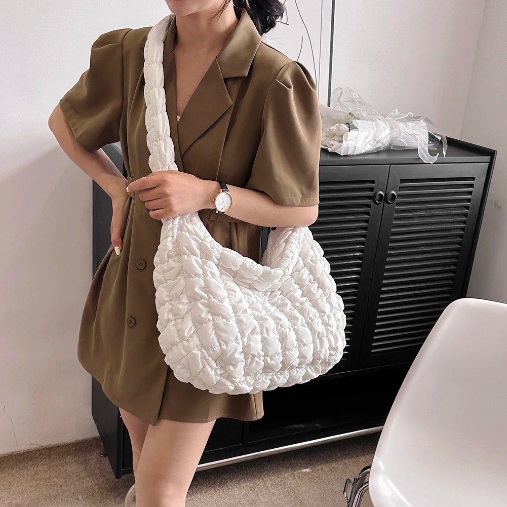 Quilted Padded Crossbody Bag for Women Pleated Bubbles Cloud Shoulder Bags Large Tote Bucket Designer Bag Ruched Handbags 2023