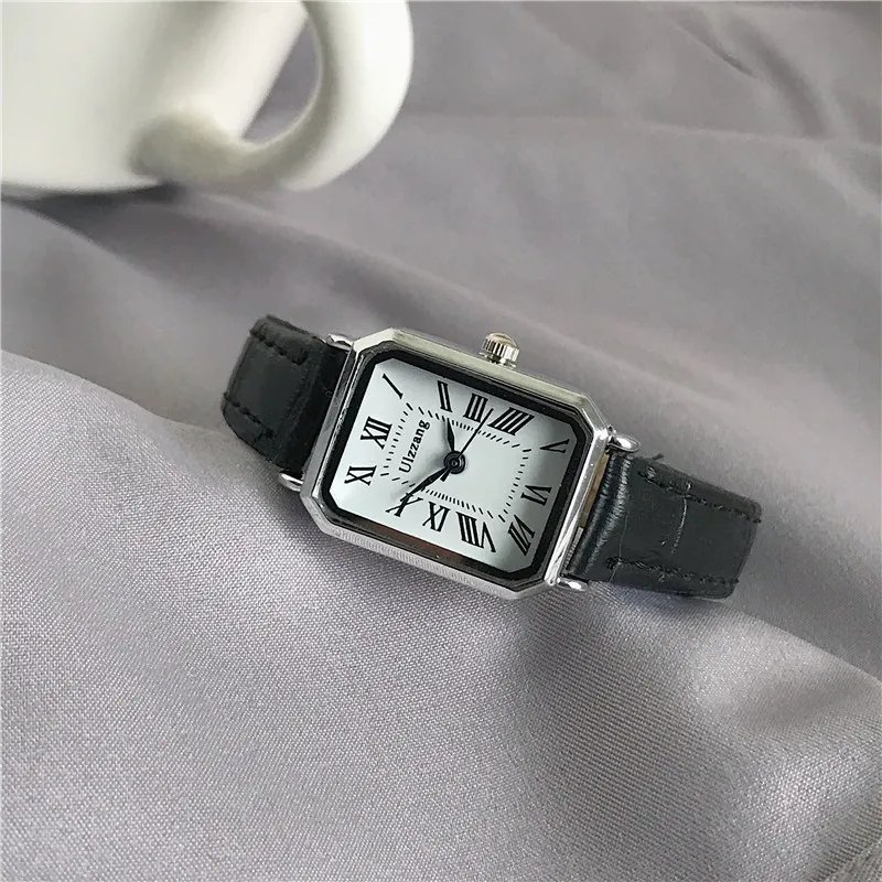 Watches Classic Casual Quartz Dial Leather Strap Band Rectangle Clock Fashionable Wrist Watches for Women