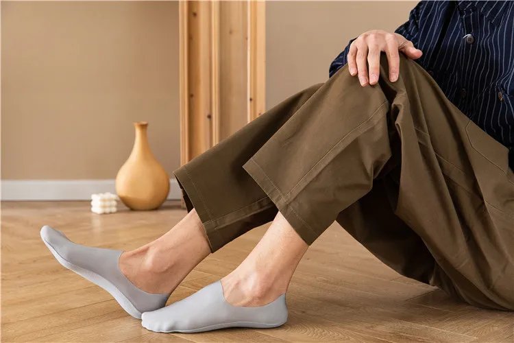 5pairs Men's Socks Cotton Breathable Summer Ultra-thin No Show Ice Silk Sock Silicone Non-slip Bottom Absorb Sweat Men Boat Sock