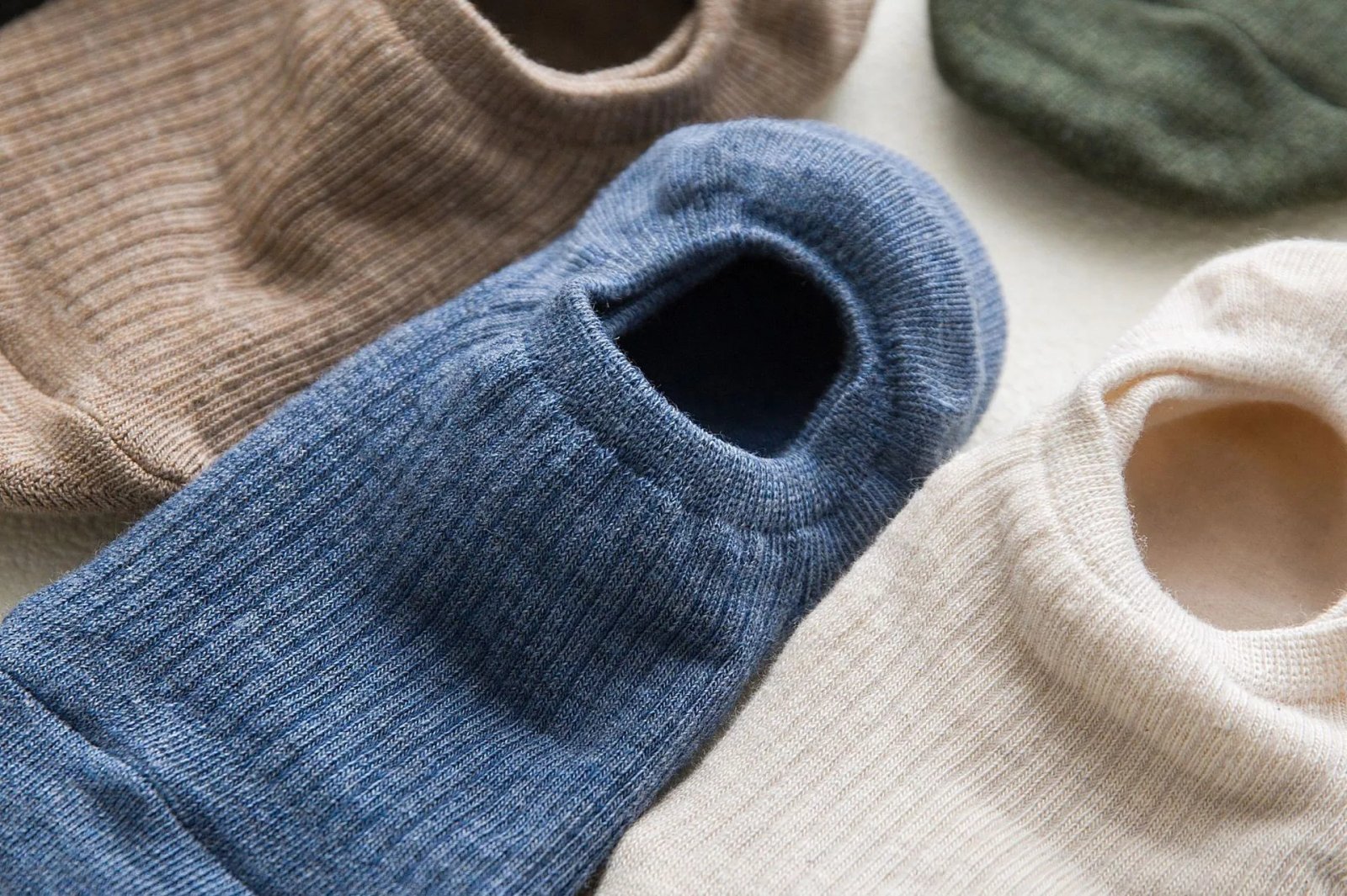 5Pair / Lot Men's Socks Non-slip Silicone Invisible Cotton Sock Breathable Mesh Comfortable Summer Thin Sports Men Sock Elastic