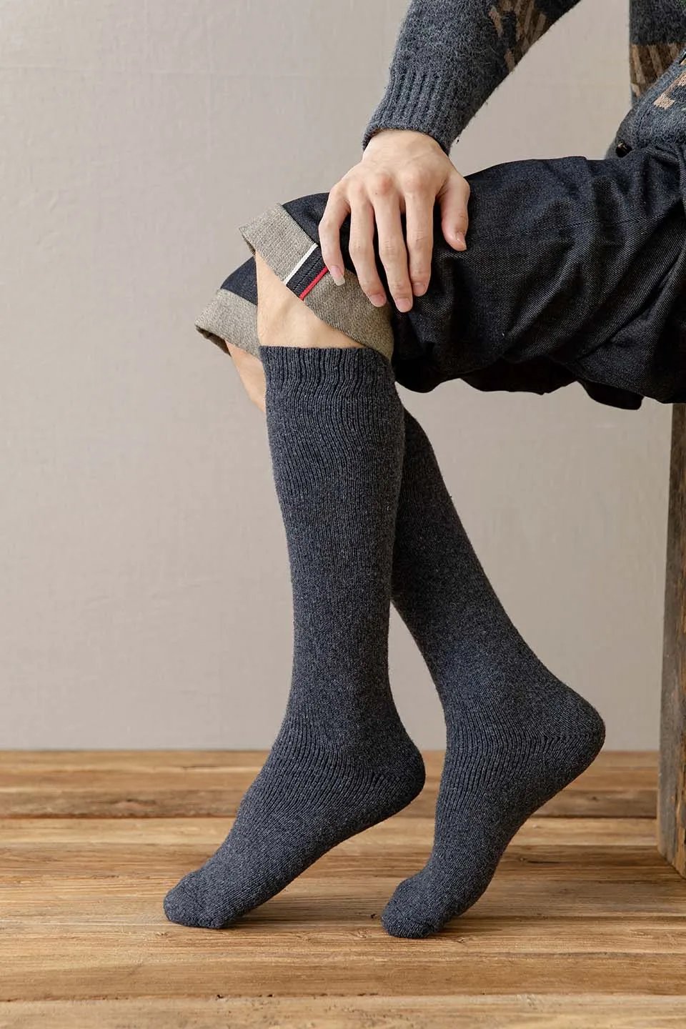 Winter Men's Knee Wool Long Socks Thick Warm Harajuku Retro Compression High Male Sock 3 Pair