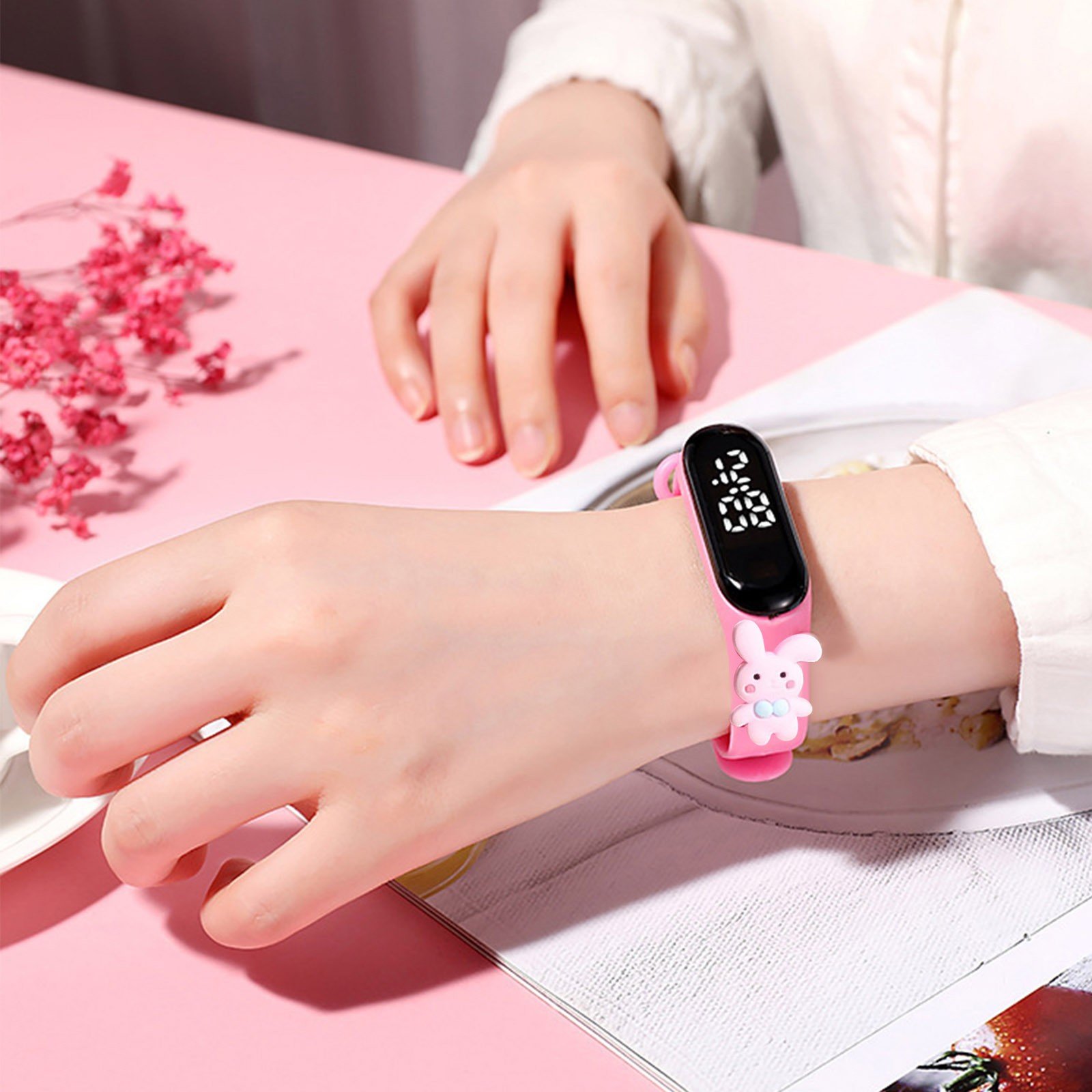 Waterproof Watches For Children Outdoor Sports Watch Cartoon Watch Bracelet Life Waterproof Digital Watch montre enfant gar&ccedil;on