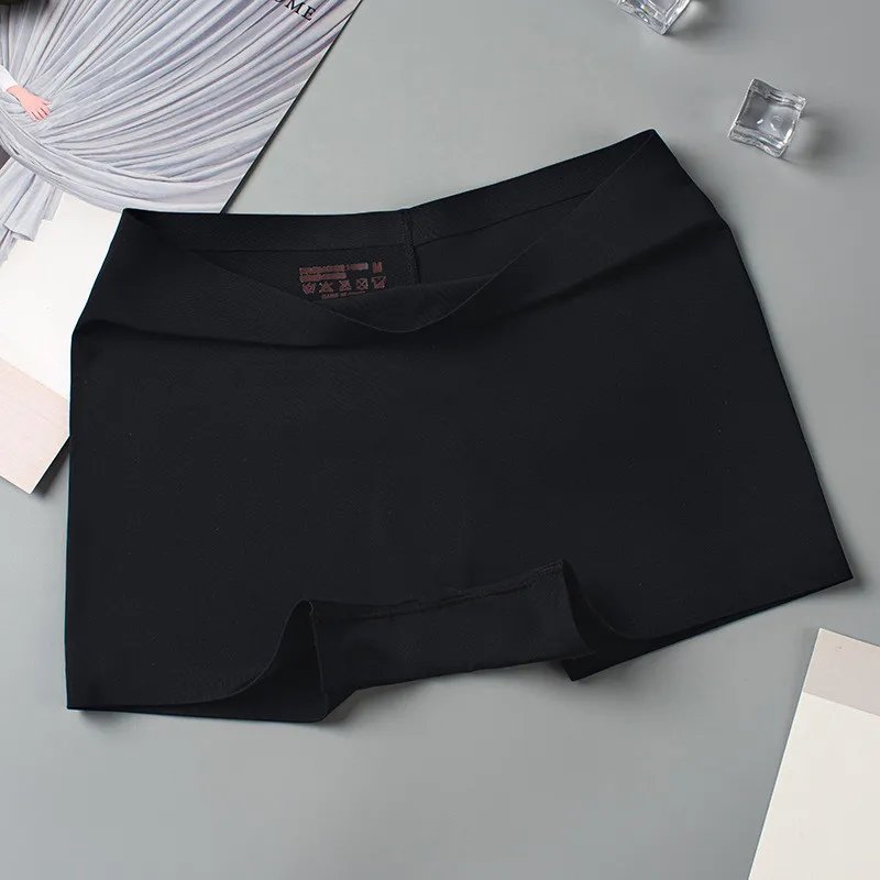 2pcs Seamless Women Boxers Underwear Ice Silk Shorts Solid Color Ladies Soft Boyshorts Plus Size M/L/XL
