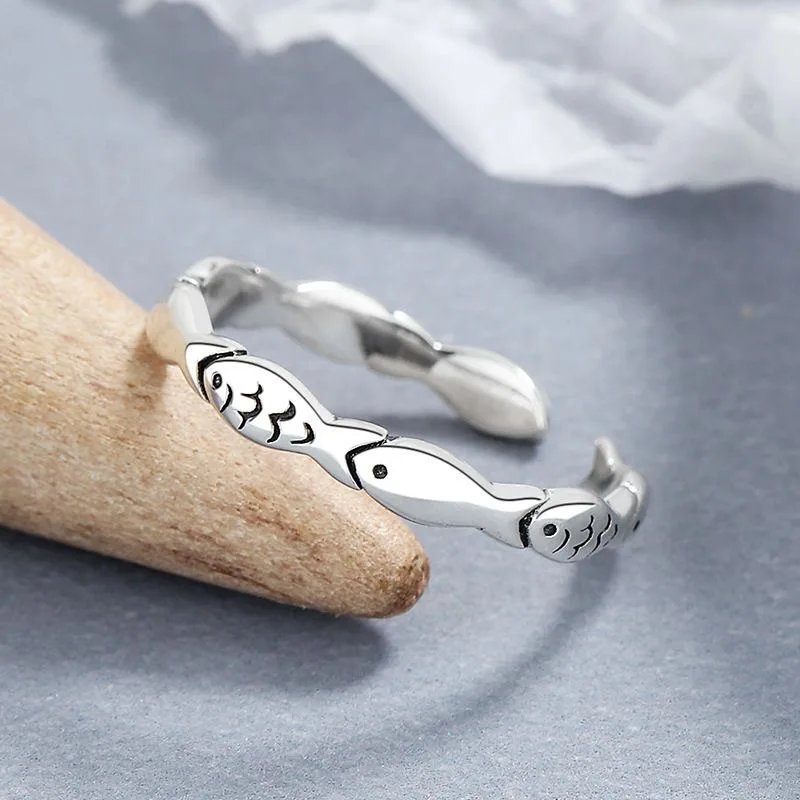 925纯银海豚戒指简约时尚精致学生女友首饰配饰婚礼派对