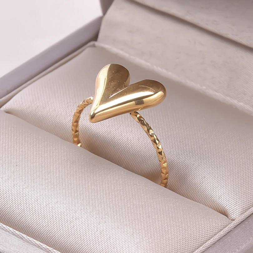 Elegant Girl Jewelry Love Stainless Steel Heart Rings For Women Accessories 2023 Trend Finger Ring Adjustable Open Bague Wedding Elegant Girl Jewelry Love Stainless Steel Heart Rings For Women Accessories 2023 Trend Finger Ring Adjustable Open Bague Wedding