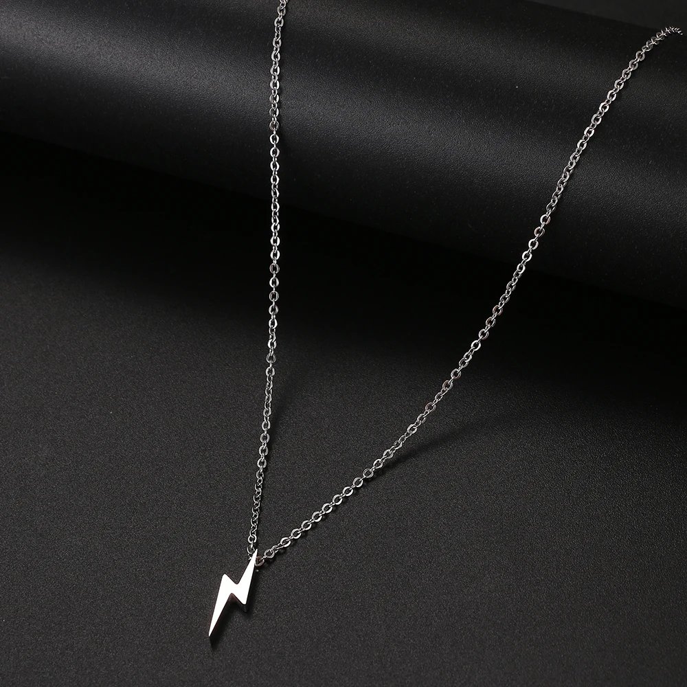 Stainless Steel Necklaces Minimalist Four-leaf Clover Geometric Style Fashion Chain Necklace for Women Collar Pendant Jewelry Stainless Steel Necklaces Minimalist Four-leaf Clover Geometric Style Fashion Chain Necklace for Women Collar Pendant Jewelry