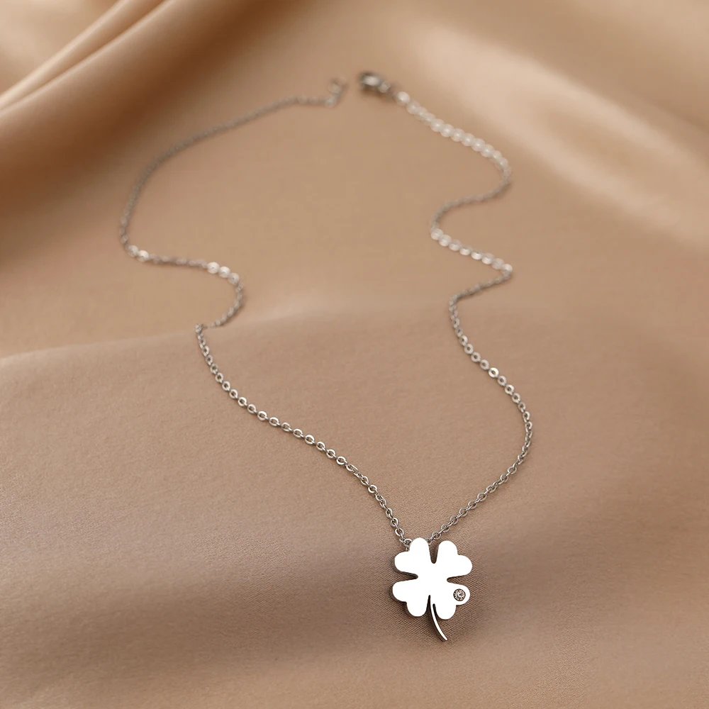 Stainless Steel Necklaces Bohemian Temperament Clover Crystal Zircon Pendant Everyday Wear Chain Girl Necklace For Women Jewelry Stainless Steel Necklaces Bohemian Temperament Clover Crystal Zircon Pendant Everyday Wear Chain Girl Necklace For Women Jewelry