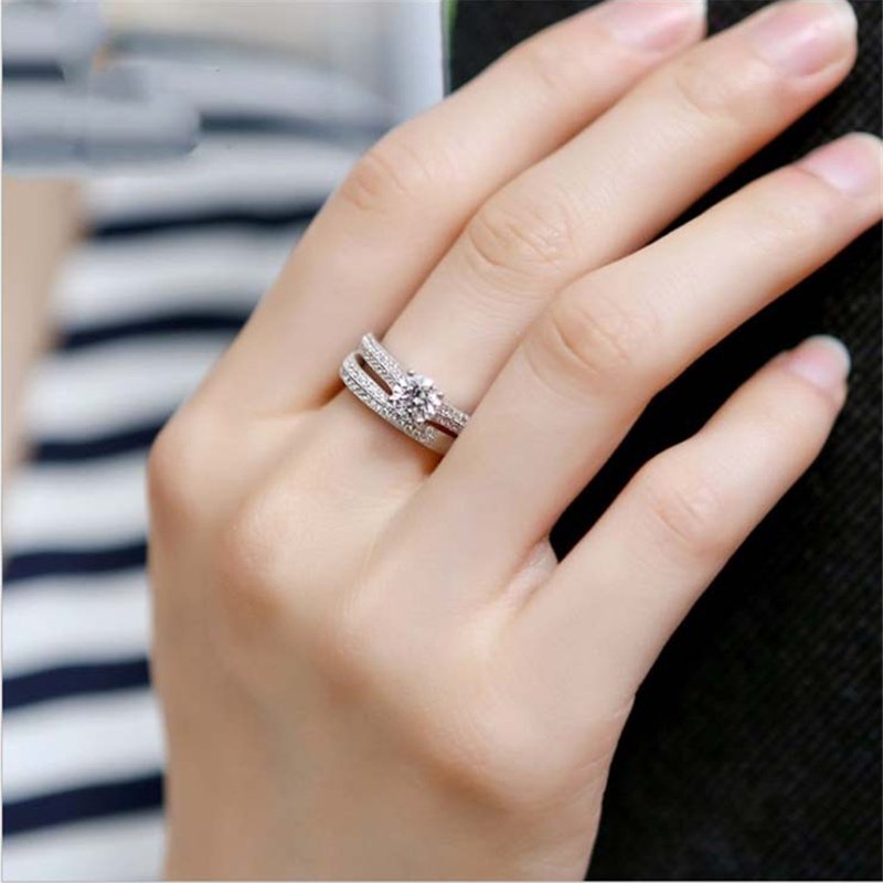 Qualities Elegant Rose Gold Silve Colors Rings for Women Trendy Metal Inlaid White Zicron Wedding Ring Engagement Jewelry