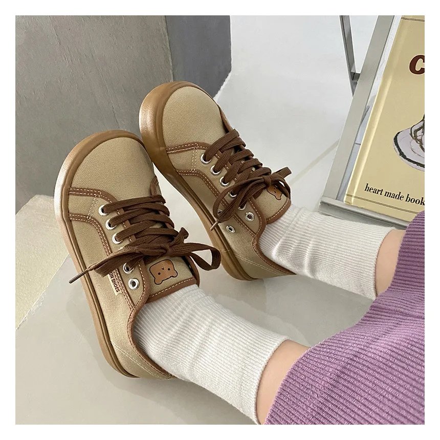 Designer Canvas Shoes Women Low Top Sneakers Wide Toe Lace Up Trainers Shoes Brand Girls Red Blue Sneakers Girls Tenis Plimsolls Designer Canvas Shoes Women Low Top Sneakers Wide Toe Lace Up Trainers Shoes Brand Girls Red Blue Sneakers Girls Tenis Plimsolls