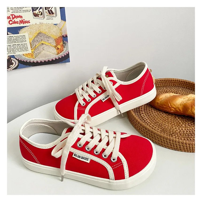 Designer Canvas Shoes Women Low Top Sneakers Wide Toe Lace Up Trainers Shoes Brand Girls Red Blue Sneakers Girls Tenis Plimsolls Designer Canvas Shoes Women Low Top Sneakers Wide Toe Lace Up Trainers Shoes Brand Girls Red Blue Sneakers Girls Tenis Plimsolls
