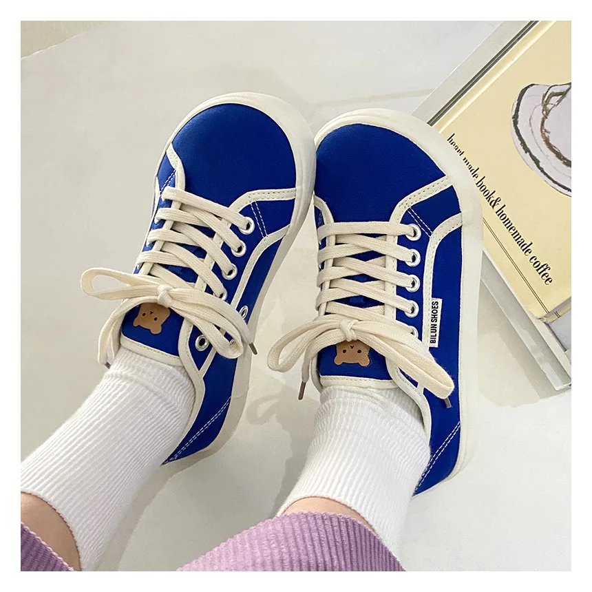 Designer Canvas Shoes Women Low Top Sneakers Wide Toe Lace Up Trainers Shoes Brand Girls Red Blue Sneakers Girls Tenis Plimsolls Designer Canvas Shoes Women Low Top Sneakers Wide Toe Lace Up Trainers Shoes Brand Girls Red Blue Sneakers Girls Tenis Plimsolls