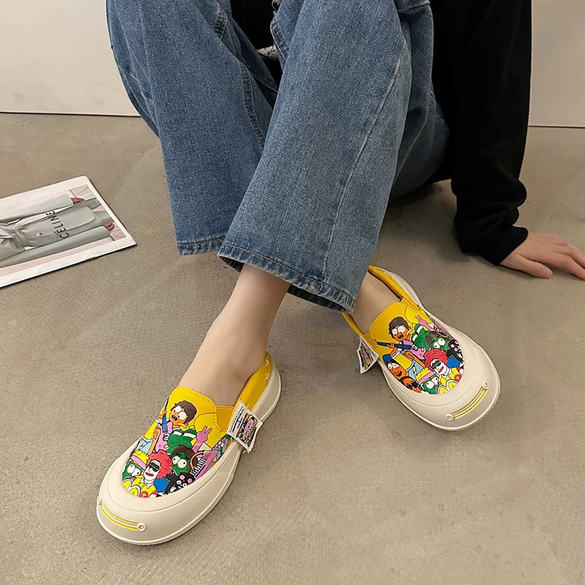 Women Platform Vulcanized Shoes 2023 New Woman Thick Sole Canvas Loafers Fashion Graffiti Sneakers Outdoor Flats Sports Shoes