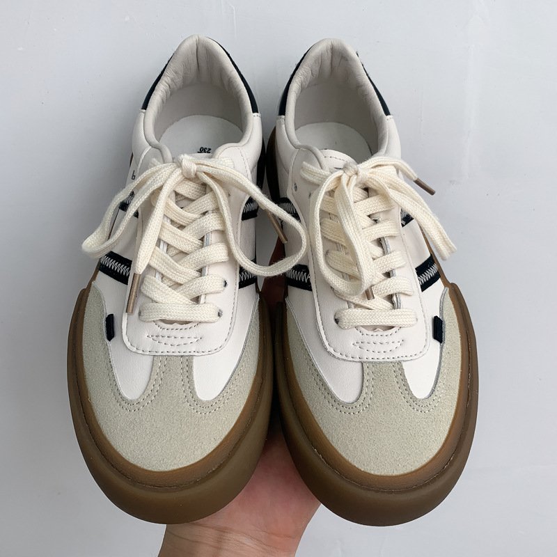 New Luxury Shoes for Woman Classic Sneakers Women Leather Retro Low Cut Lace -up Casual Women Sneakers Plus Size 44