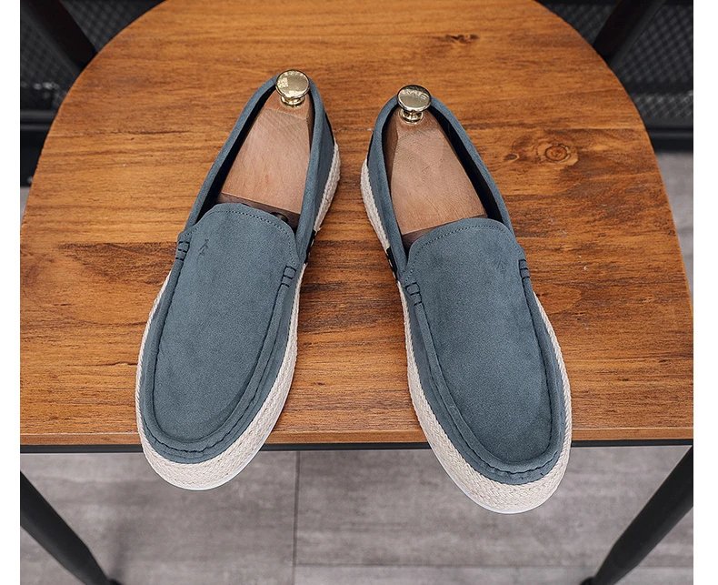 Slip on Men Casual Shoes Concise Mens Canvas Shoes Comfort Non-slip Male Moccasins New Fashion Outdoor Peas Shoes Erkek Ayakkabı