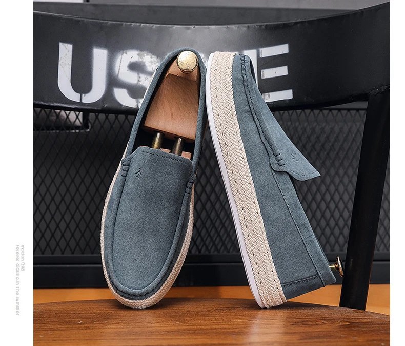 Slip on Men Casual Shoes Concise Mens Canvas Shoes Comfort Non-slip Male Moccasins New Fashion Outdoor Peas Shoes Erkek Ayakkabı