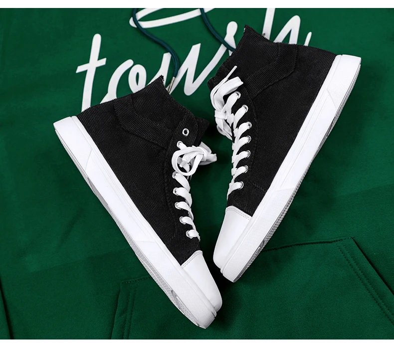 Men Canvas Shoes Summer Classic High Top Men Vulcanized Sneakers Comfortable Men Black Flat Footwear Large Size 39-46