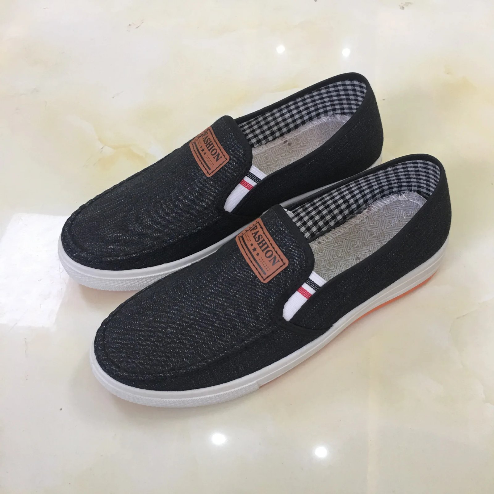 Men Casual Shoes Slip on Canvas Loafers Comfortable Walking Flats for Man Dude Non Slip Soft Moccasins Sneakers Summer