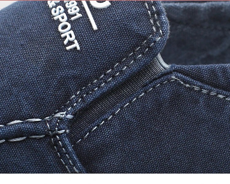 Denim Men's Canvas Shoes Slip on Sneakers Male for Summer 2024 New Outdoor Driving Moccasin Trendy Vintage Loafers Shoes for Men