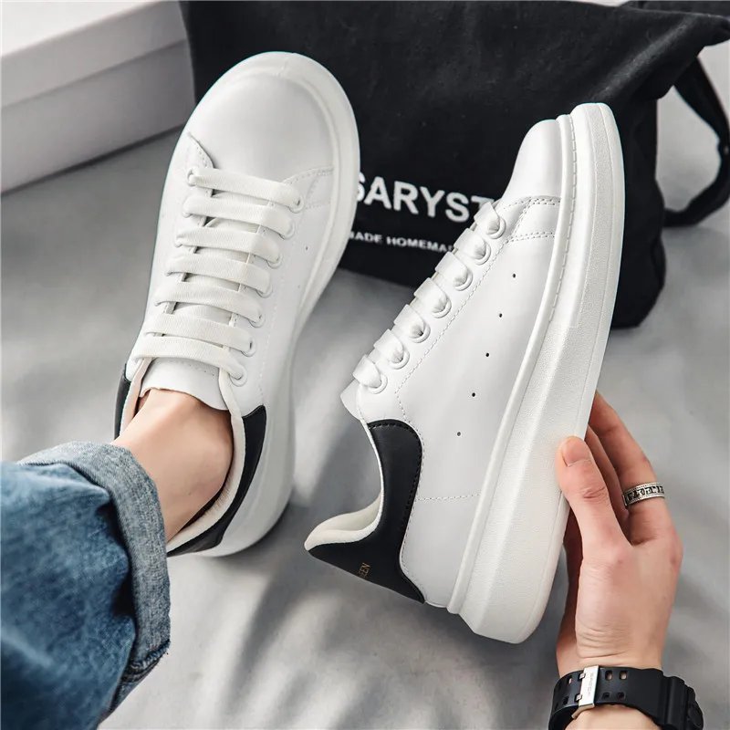 Men's Classic White Casual Sports Shoes Lace up Running Shoes Fashion Board Shoes Outdoor Lightweight Platform Women Sneakers