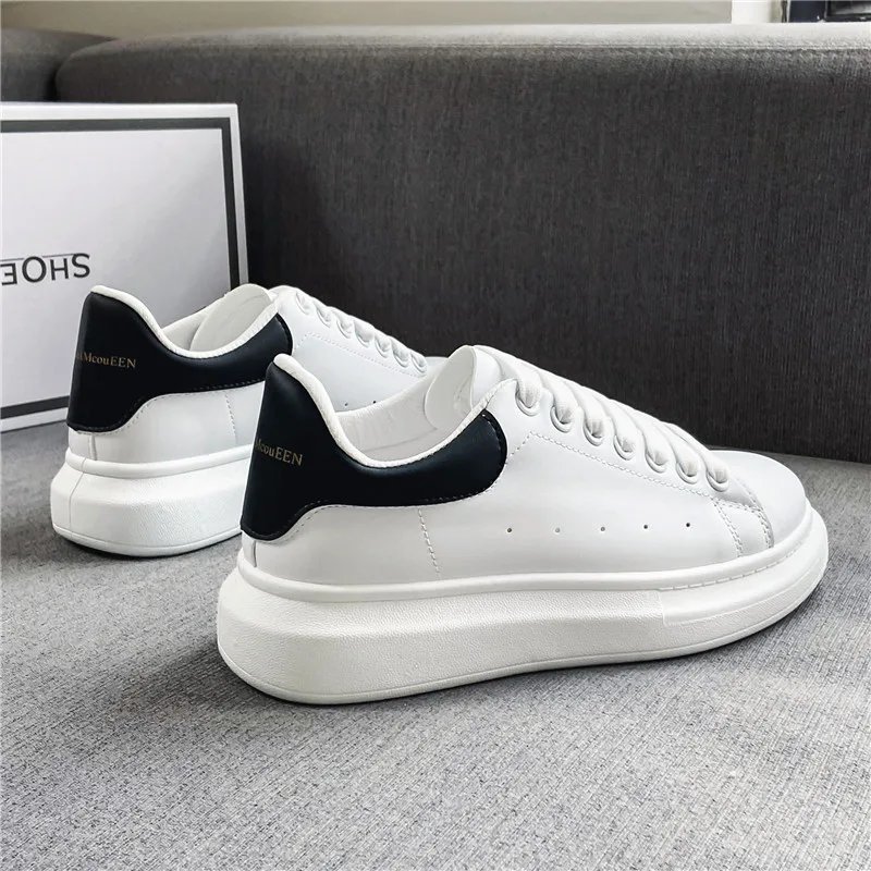 Men's Classic White Casual Sports Shoes Lace up Running Shoes Fashion Board Shoes Outdoor Lightweight Platform Women Sneakers