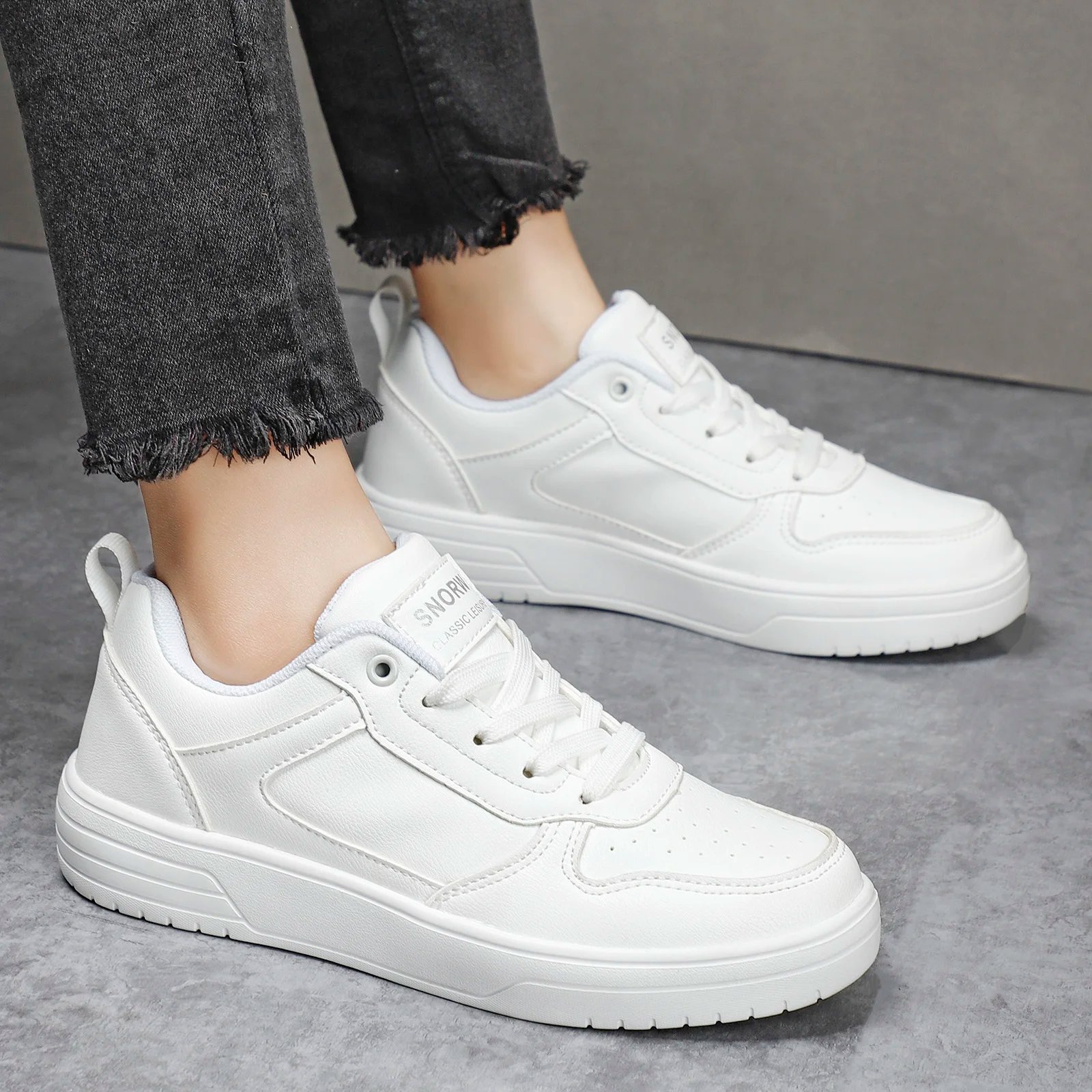 Women Shoes Skateboarding Shoes For Women Sneakers Lightweight White Black Sports Shoes
