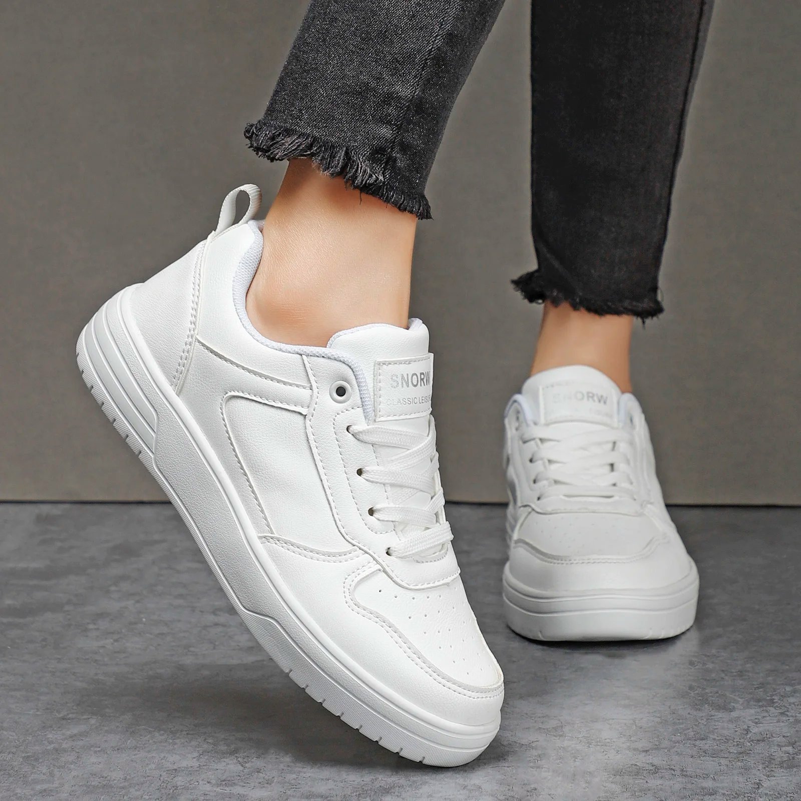 Women Shoes Skateboarding Shoes For Women Sneakers Lightweight White Black Sports Shoes