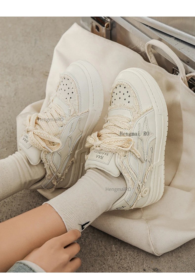 Women Shoes For Men Tennis Retro Fashion Y2K Star Skateboard Shoes White Leather Male Sneakers Couple Outdoor Sport Casual Shoes