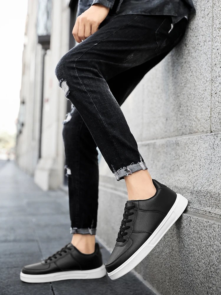 Classic White Sneakers for Men Women Comfort Leather Sneakers Skateboarding Sports Shoes Big Size 47 Men Trainers Basket Homme