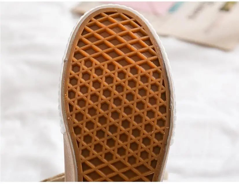 Women Canvas Shoes Fashion Sneakers Unisex New Casual Vulcanize Shoes Woman Fashion Loafers High Quality 3 Times Vulcanization