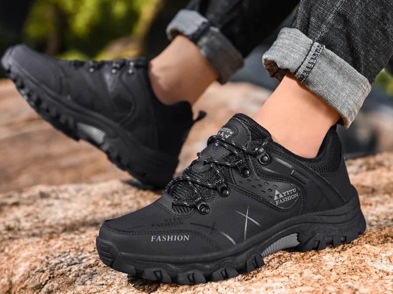 Brand Men Winter Snow Boots Waterproof Leather Sneakers Super Warm Men's Boots Outdoor Male Hiking Boots Work Shoes Size 39-47