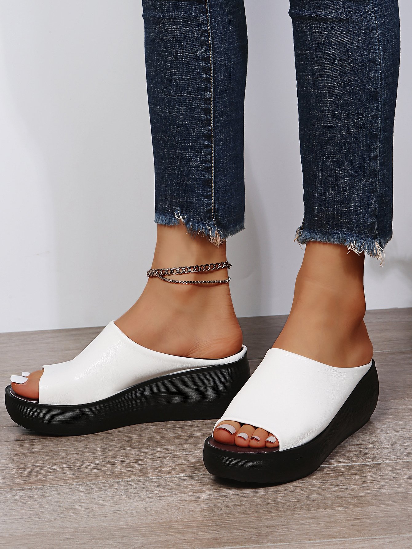 Women Summer 2023 New Ethnic Style Wedge with Fish Mouth One Word Drag Cake Thick Bottom Women's Shoes Large Size