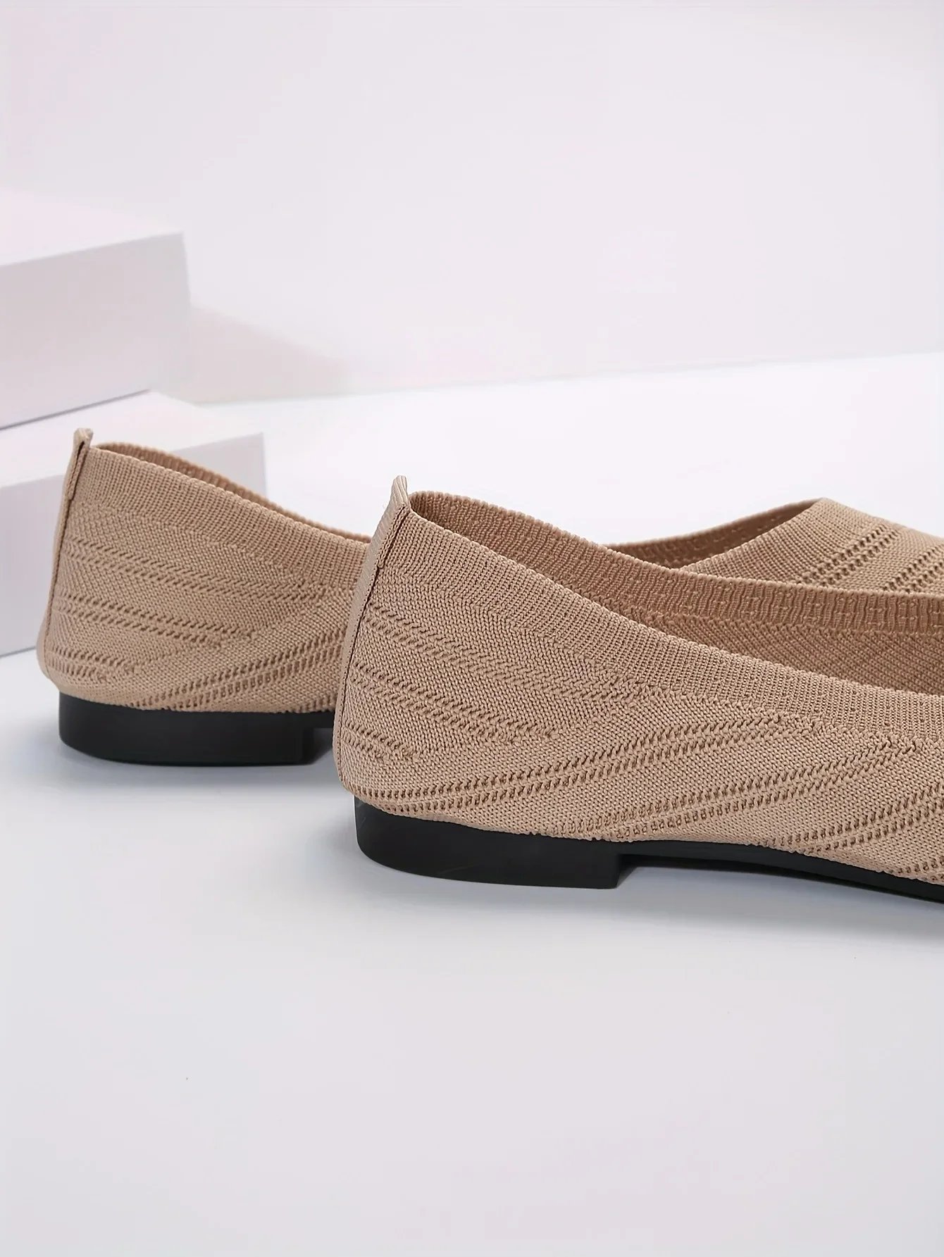 Pointed Toe Flat Shoes Women Solid Color Knitted Slip on Shoes Casual Breathable Ballet Flats Women Loafers Comfort Ladies Shoes
