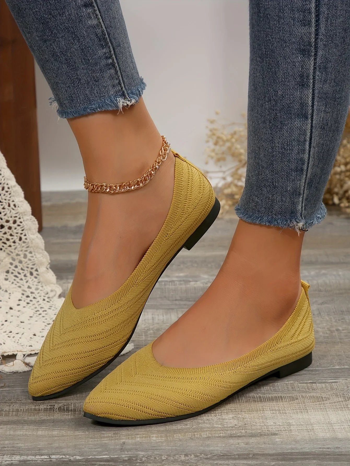 Pointed Toe Flat Shoes Women Solid Color Knitted Slip on Shoes Casual Breathable Ballet Flats Women Loafers Comfort Ladies Shoes