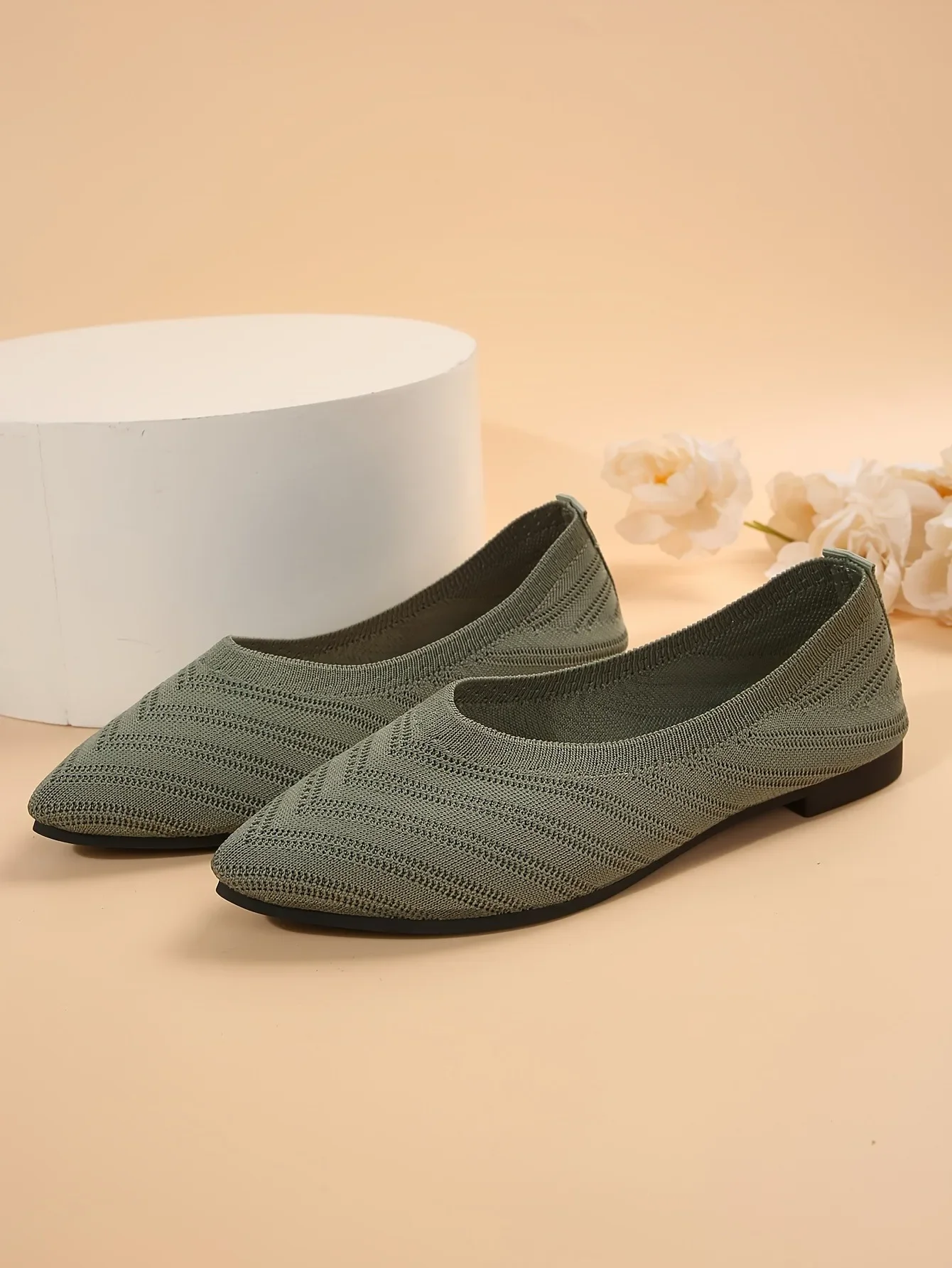 Women's Pointed Toe Flat Shoes Solid Color Knitted Slip on Shoes Casual Breathable Ballet Flats Women Flat Shoes Loafers Women Women's Pointed Toe Flat Shoes Solid Color Knitted Slip on Shoes Casual Breathable Ballet Flats Women Flat Shoes Loafers Women