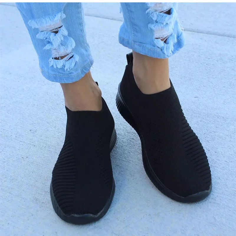 Women Shoes Knitting Sock Sneakers Women Spring Summer Slip On Flat Shoes Women Plus Size Loafers Flats Walking krasovki Famela